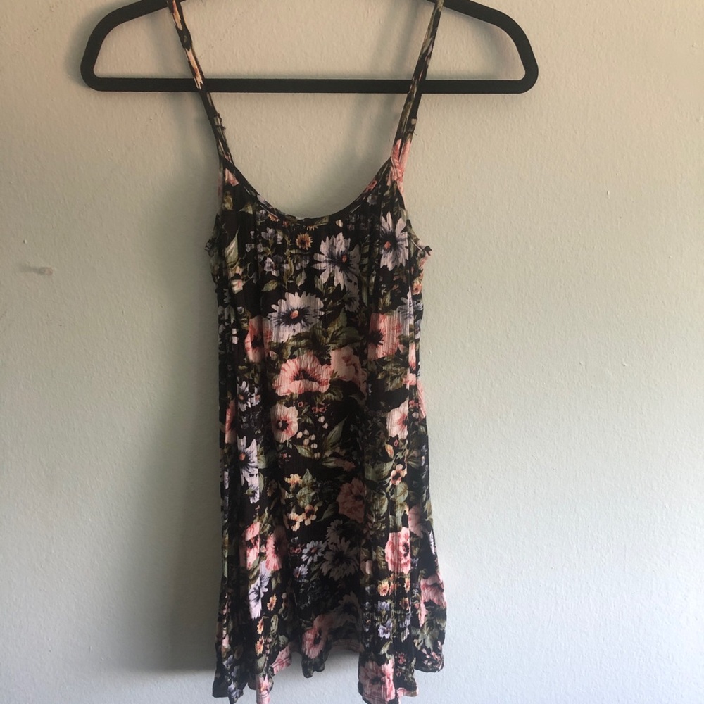 Wild Fable fitted floral tunic